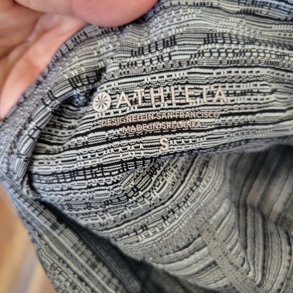 Athleta Black & White Chataranga Jacquard High-Rise Legging Size Small - Picture 9 of 13